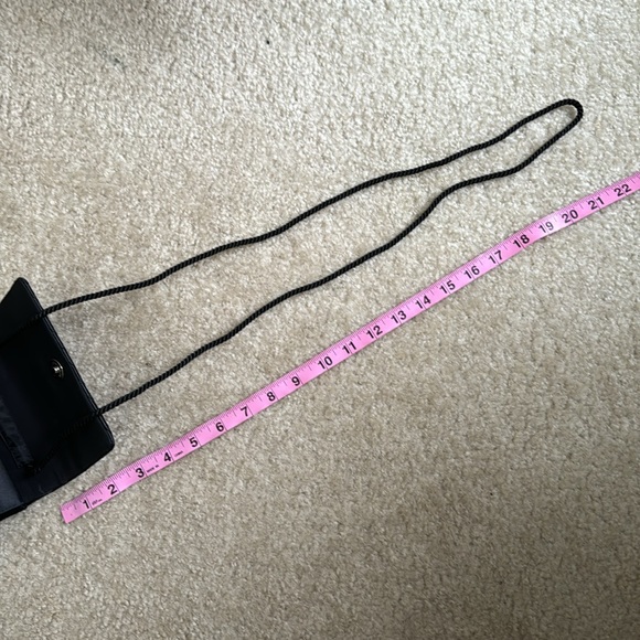 Black satin evening clutch handbag - Picture 10 of 10